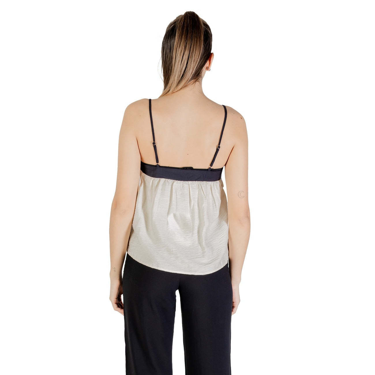 Vero Moda Femme Debardeurs
