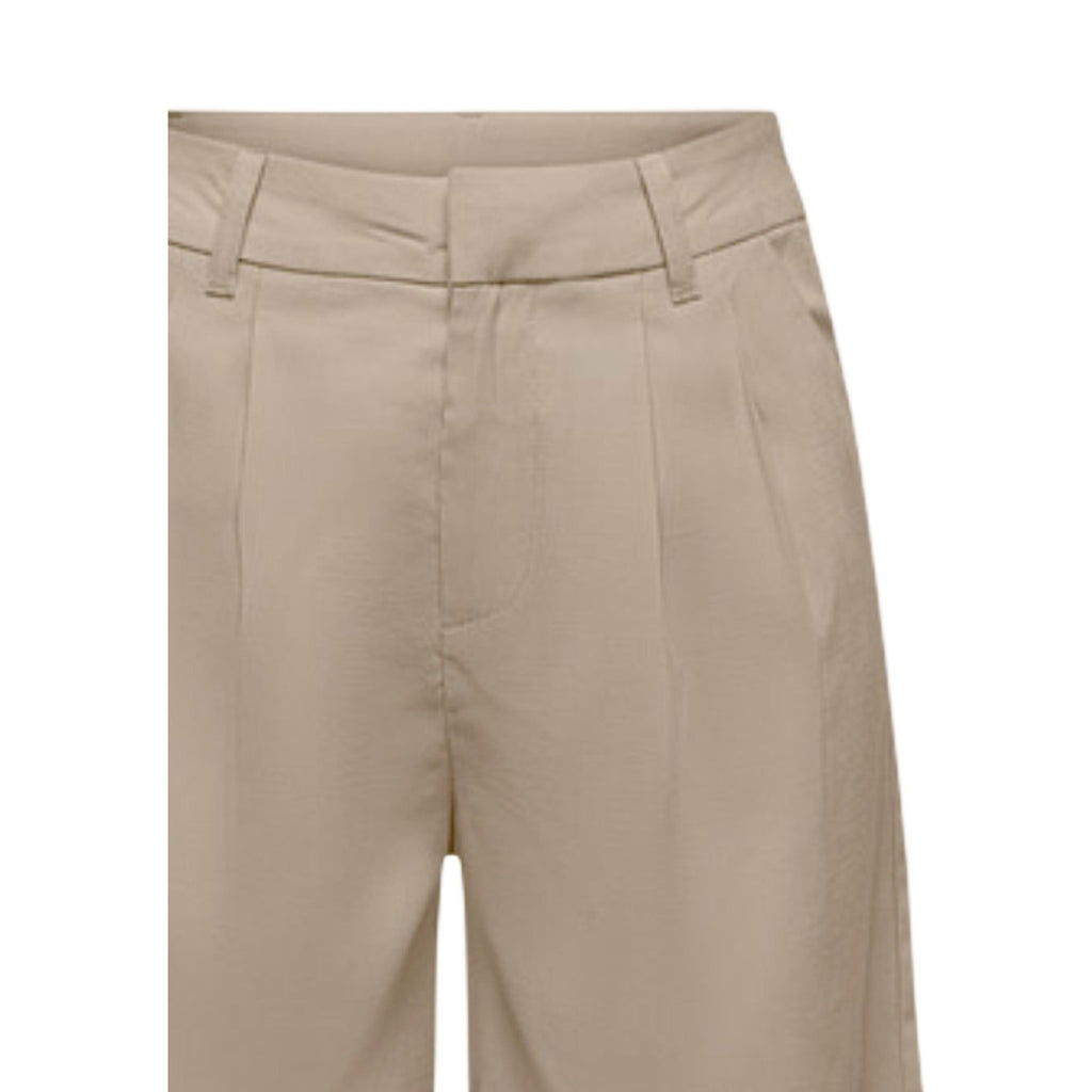 Only Femme Shorts