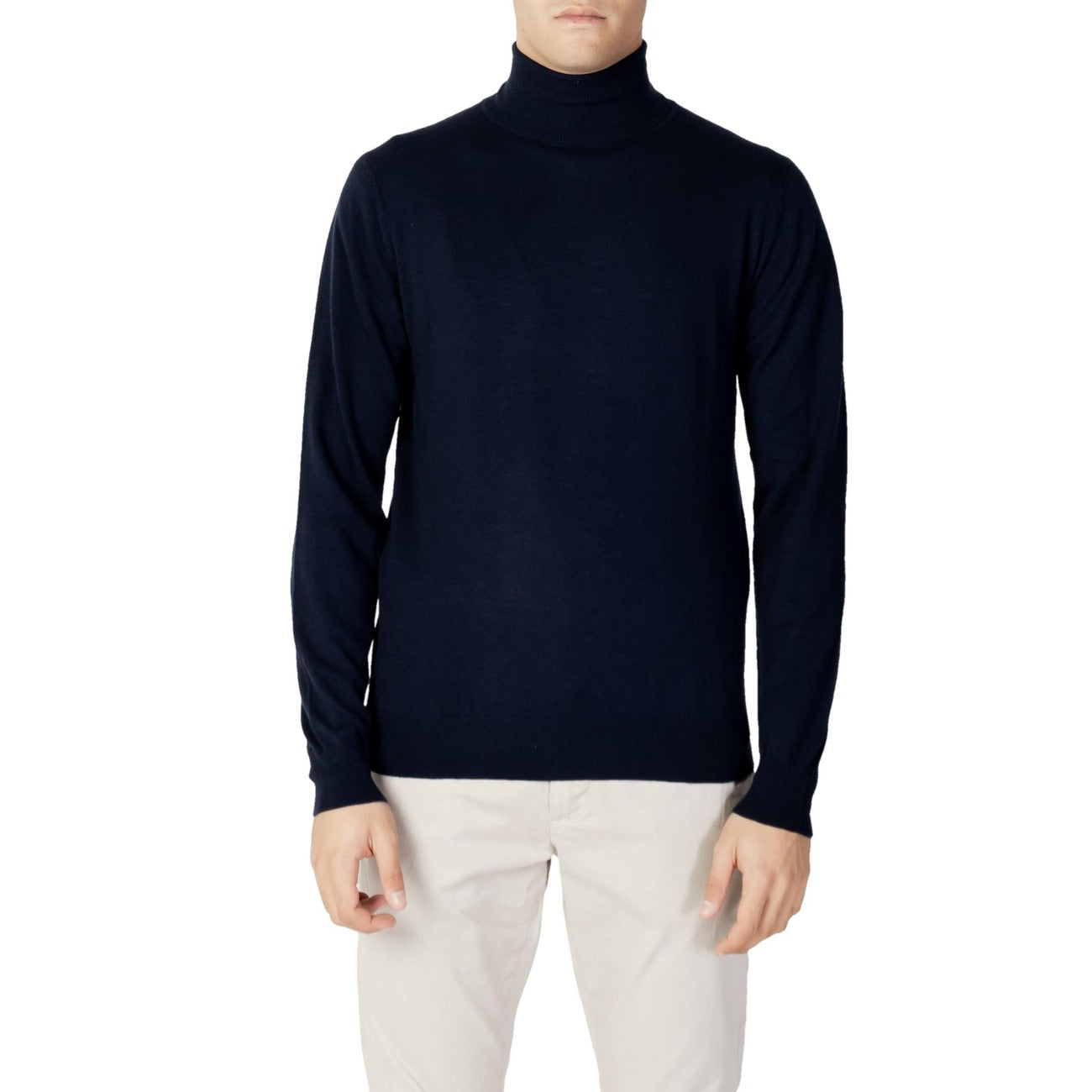 Diktat Homme Pulls