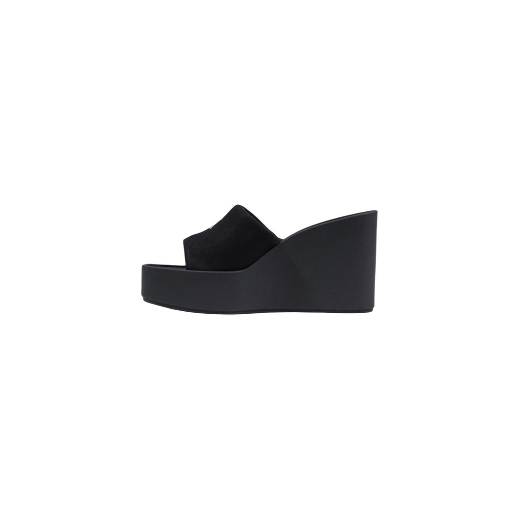 Calvin Klein Femme Mules